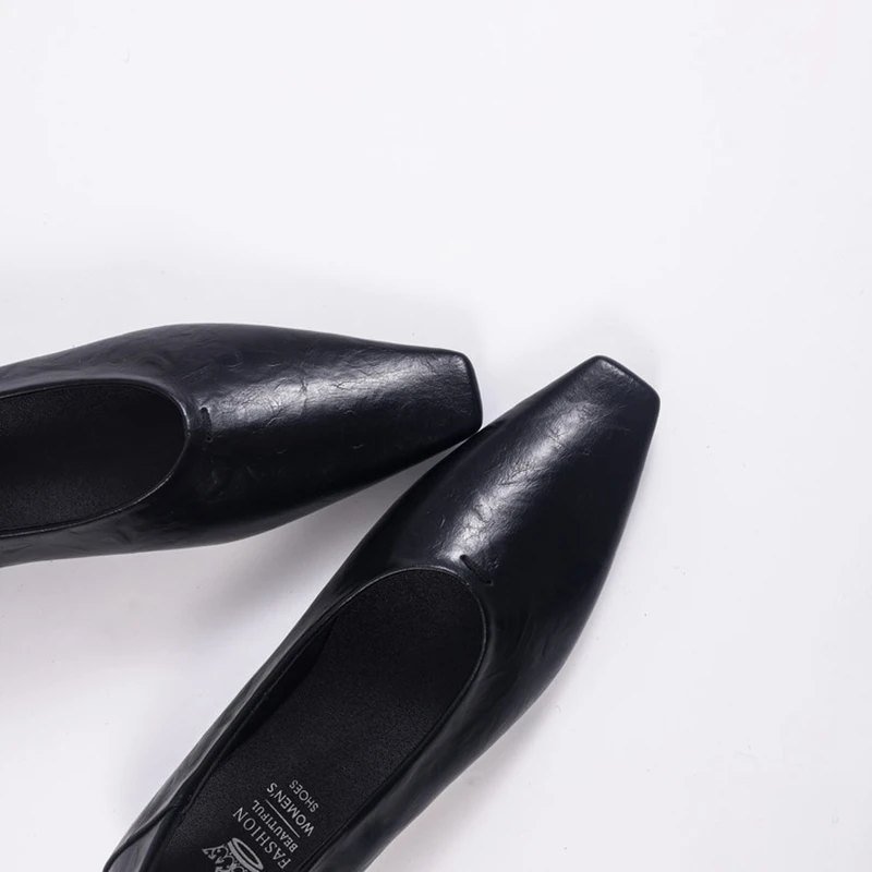Novo couro feminino apontou salto baixo simples e confortável retro moda único sapatos de trabalho