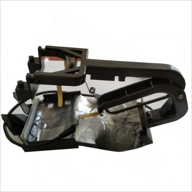 Automatic bagging machine, multi-functional pressing and sealing bagging device, fruit tree bagging device