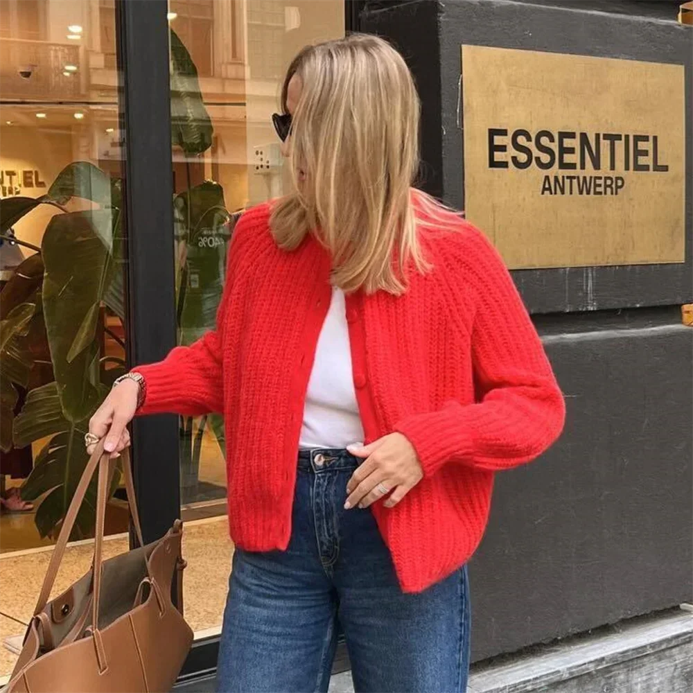 Red sweater for women short cardigan with round neck long sleeve tops Korean style coat fashionable elegant sweaters spring 2024