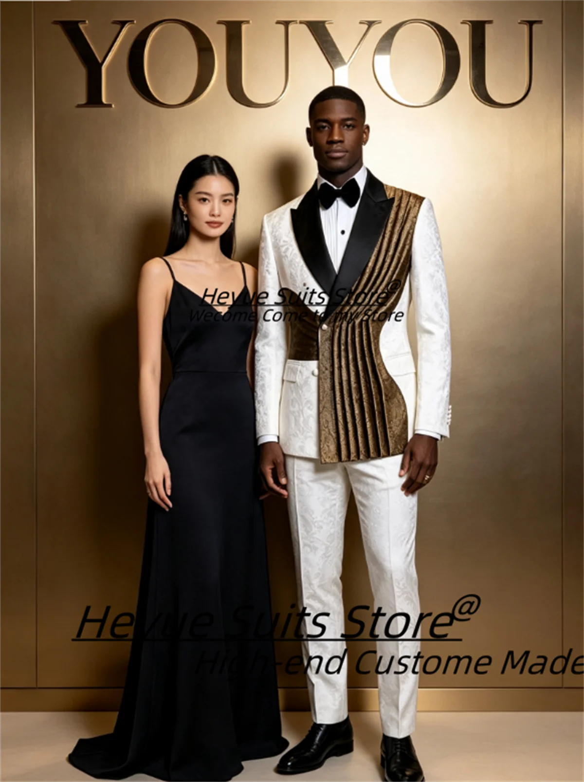 Custom Luxury White Jacquard Men Suits Bronze Pleated Spliced Shawl Lapel Groom Wedding Tuxedos 2 Pieces Sets Prom Costume Homme