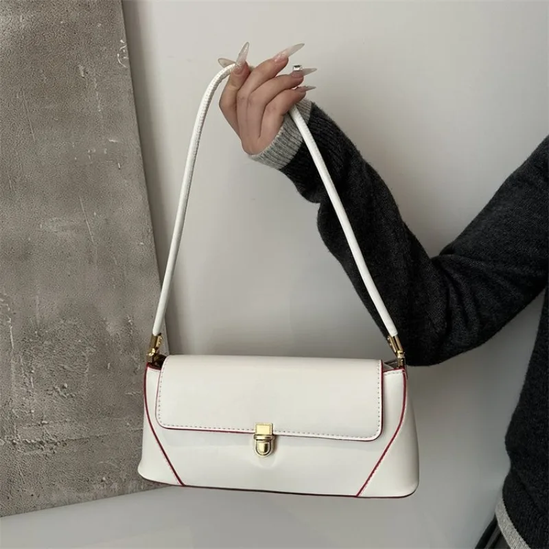 

Elegant Chic High-End Diaper Bag A Designer Solid Color Leather Crossbody Bag For Fashionable Luxury Women