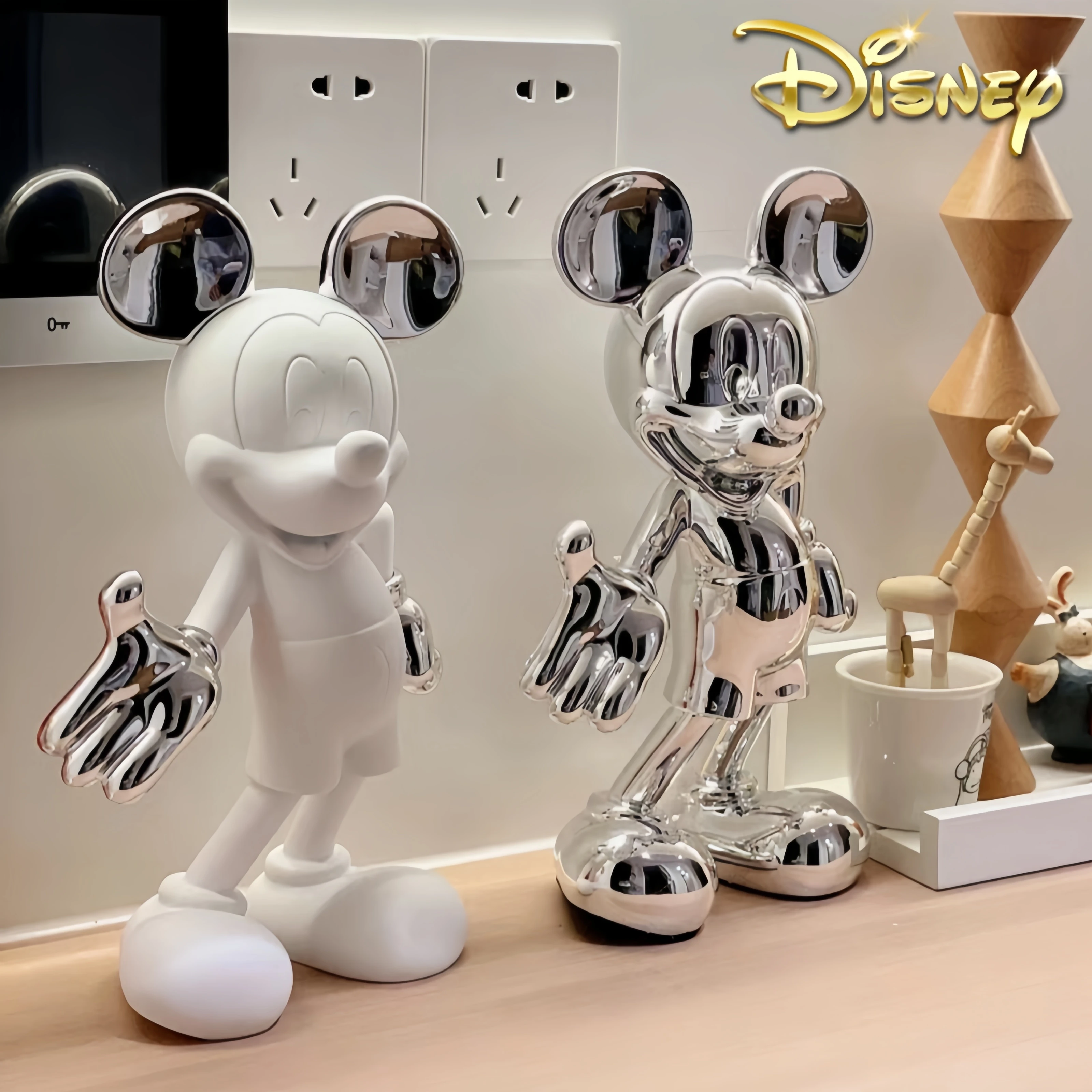 Disney 20/30cm Simple Modern Minnie Mouse Action Figure Resin Statue Collection Dolls Fashion Model Toys Living Room Decorations