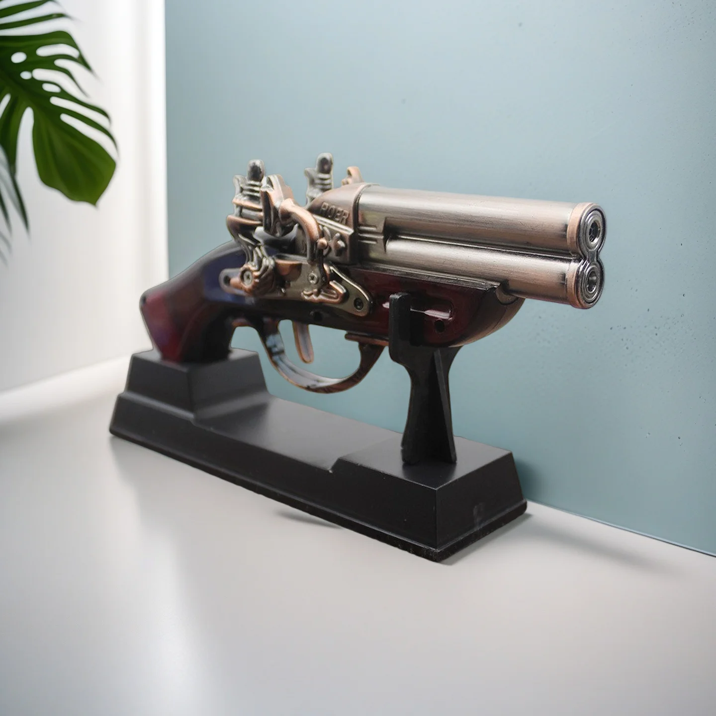 

Retro Gun Shaped Gas Lighter Creative Desktop Decoration Windproof Red Flame Metal Cool Office Living Room Decoration Men's Gift