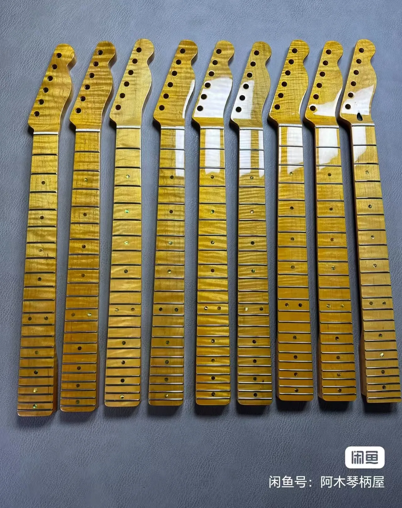 

1 pcs DIY tiger-striped electric guitar neck, glossy handle, 21 fret The interface is 56mm and the string hole is 10mm