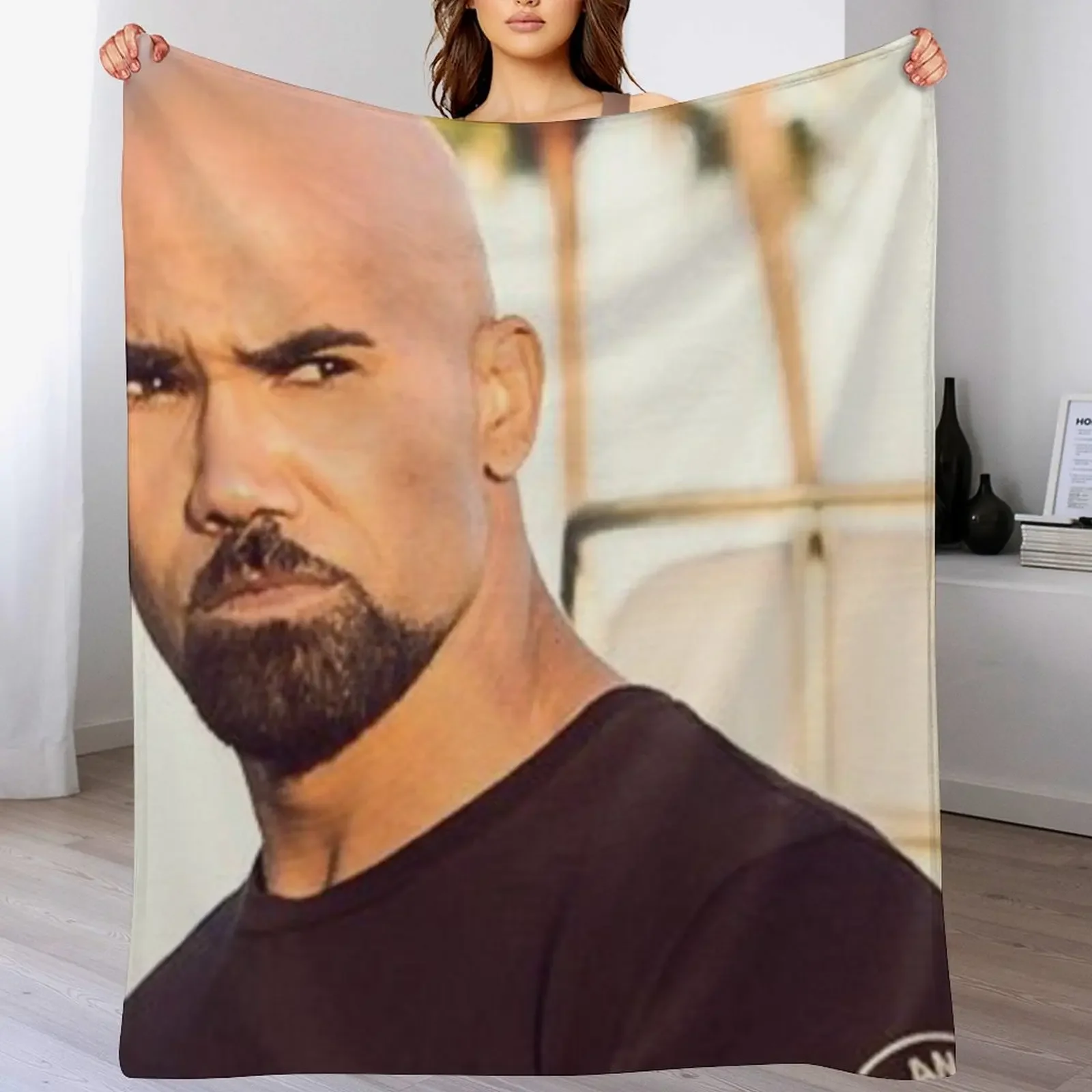 

shemar moore Throw Blanket Anti Shedding Soft Fuzzy Blanket for Home