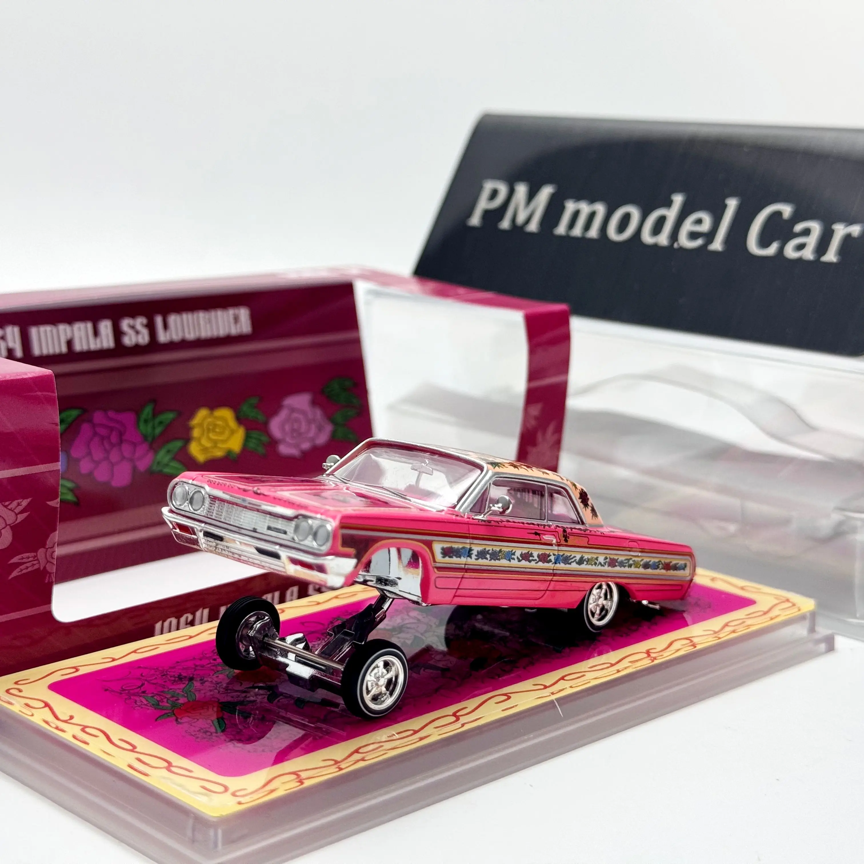 97M 1:64 Chevrolet Impala Low Rider Red & White New Color Alloy Diecast Model Car Collectible Gift Static Display