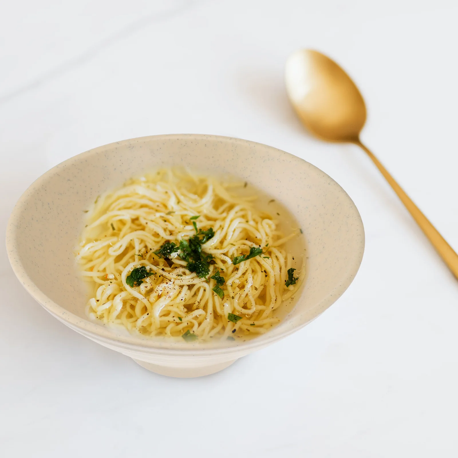 

1pc Japanese Style Noodle Bowl High Temperature Resistant Smooth Round Food Serving Container For Soup Rice Salad Fruit