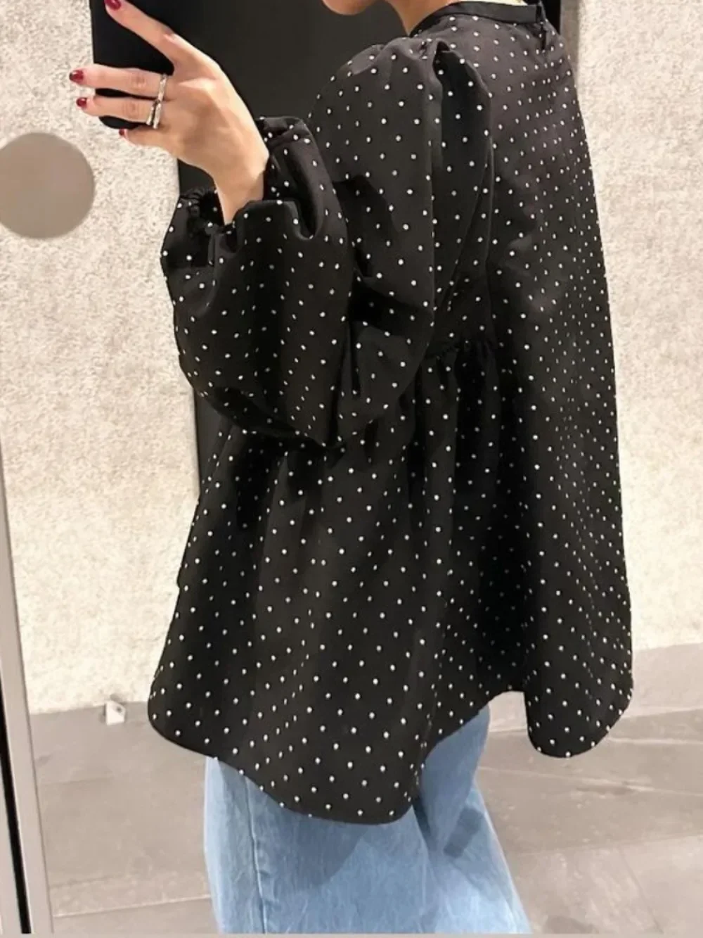 Kuzuwata Sweet O Neck Long Sleeve Polka Dot Casual Shirt All-match Bow Pullover Simple Blouses Japan New Elegant Doll Blusas