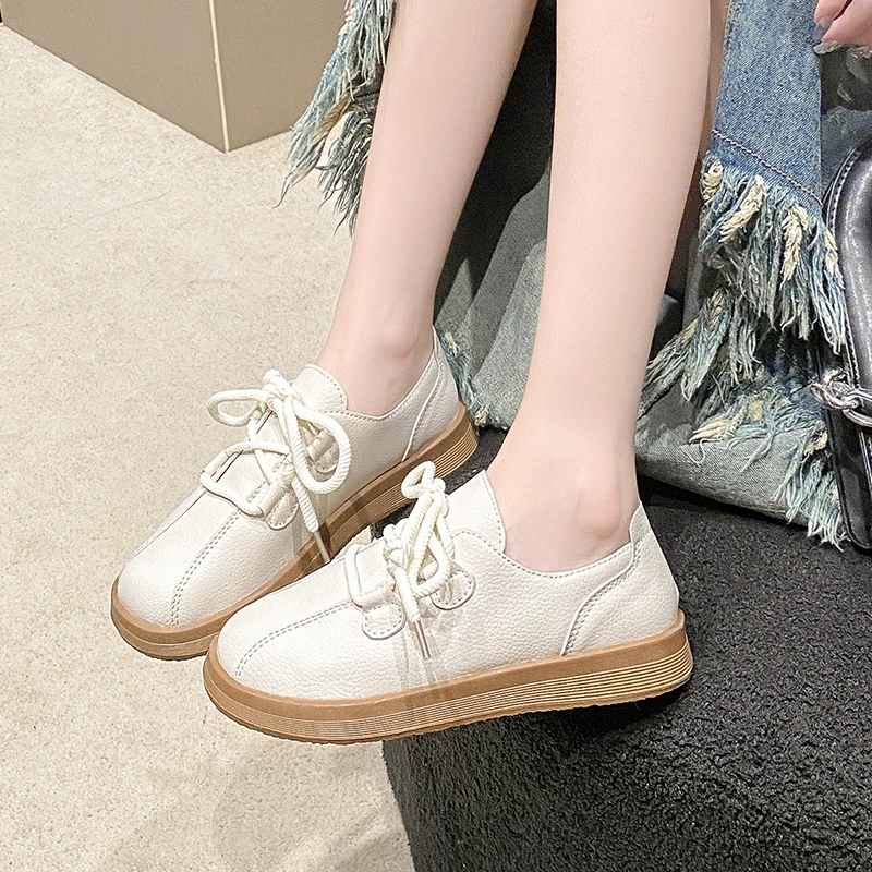 Women Single Shoes Spring and Autumn New Low Heel Round Head Lace-up College Shoes Casual Fashion Wear-resistant Leather Shoes