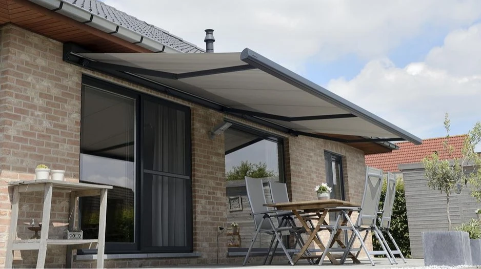 Aluminum Alloy Frame Electric PVC Awnings 3*6m with LED Lighting Waterproof Retractable Canopy Sun Shelter for Caravan Awning