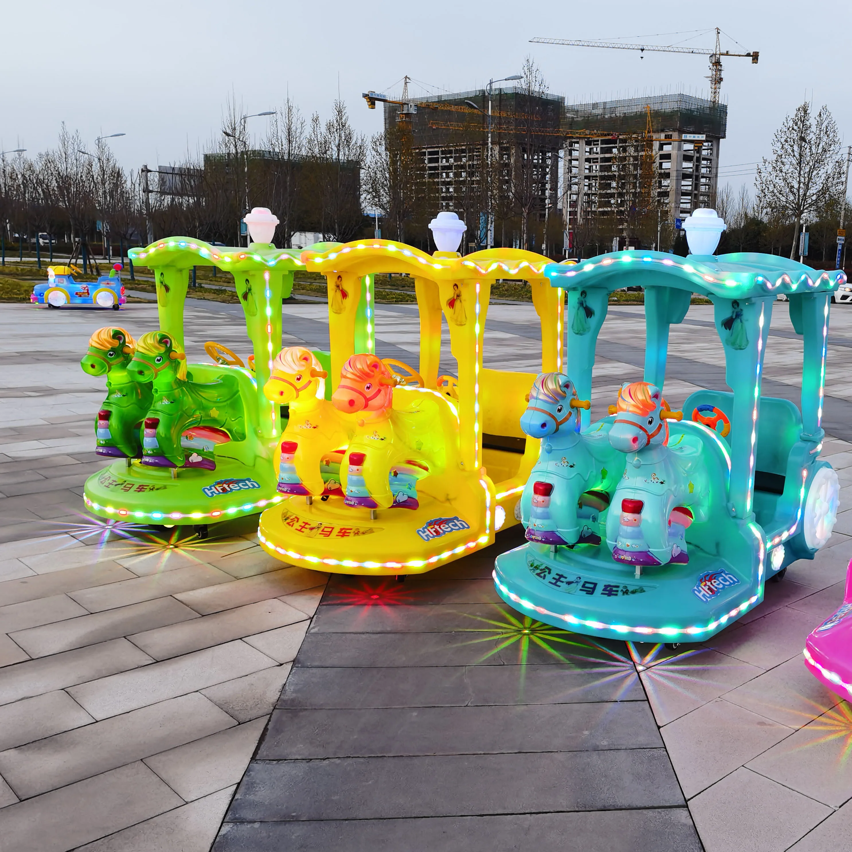 &Bumper Cars Luminous Electric Car Rides for Children Indoor/Outdoor Playground Battery Power ABS/Plastic PVC Materia