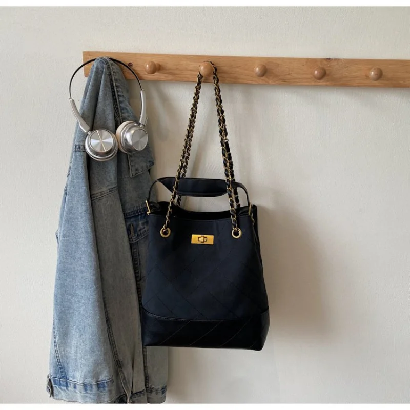 حقيبة ساعي أنيقة للسيدات مصنوعة من الجلد المطبوع البقعي الراقية باريس خمر واسعة لينة نمط يومي مكرر #3