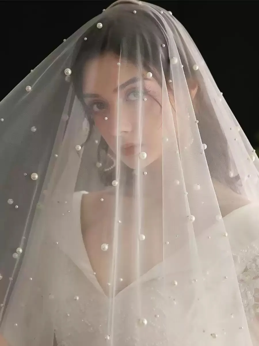 

Chic Pearl Wedding Veil - Short Bridal Veil with Lace Trim 2025 Ivory Wedding Veils