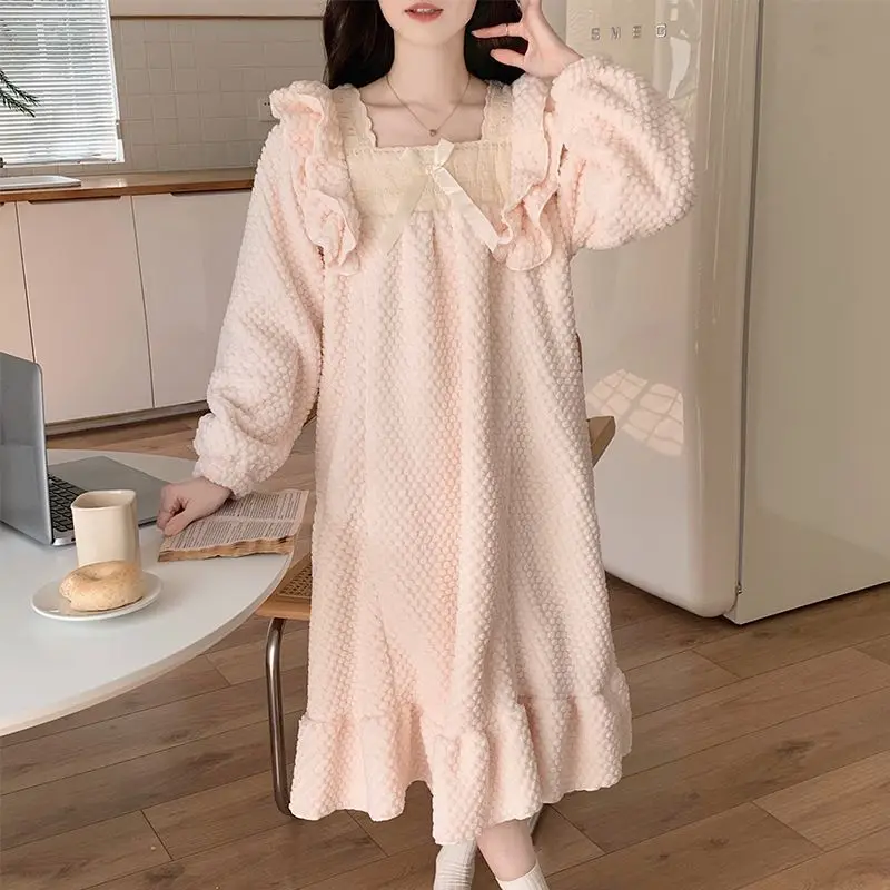 

Winter Sweet Coral Velvet Medium Long Women's Sleeping Skirt Cute Warm Cute Girl Home Skirt Loose Comfortable Hooded Skirt