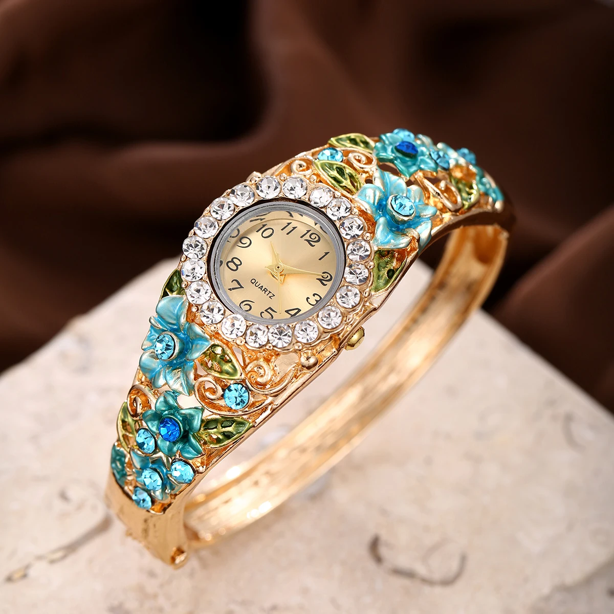 5pcs trendy women's court style 3D flower diamond inlaid versatile bracelet watch