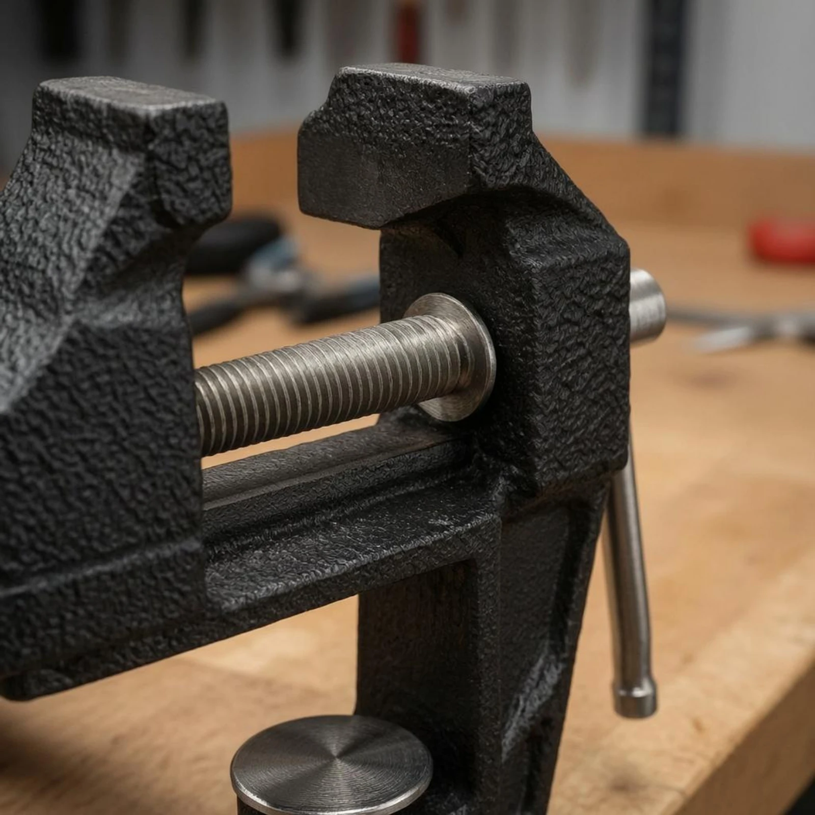 Tabletop Vise Clamp Textured Finish Table Vise Workbench Clamp Portable Workholding Tool Heavy Duty for Repair Work