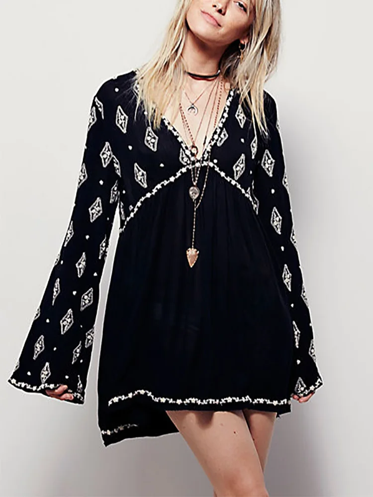 New In Dresses 2023 Vintage Argyle Embroidery Boho Dress Women V Neck Long Flare Sleeve Festival Hippie Style Short Dresses