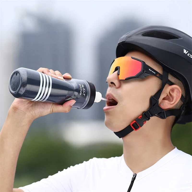 WEST BIKING Cycling Water Bottle Cold Insulation Portable Thermal 620ml Kettle Outdoor Sports Fitness Equipment With Cup Holder