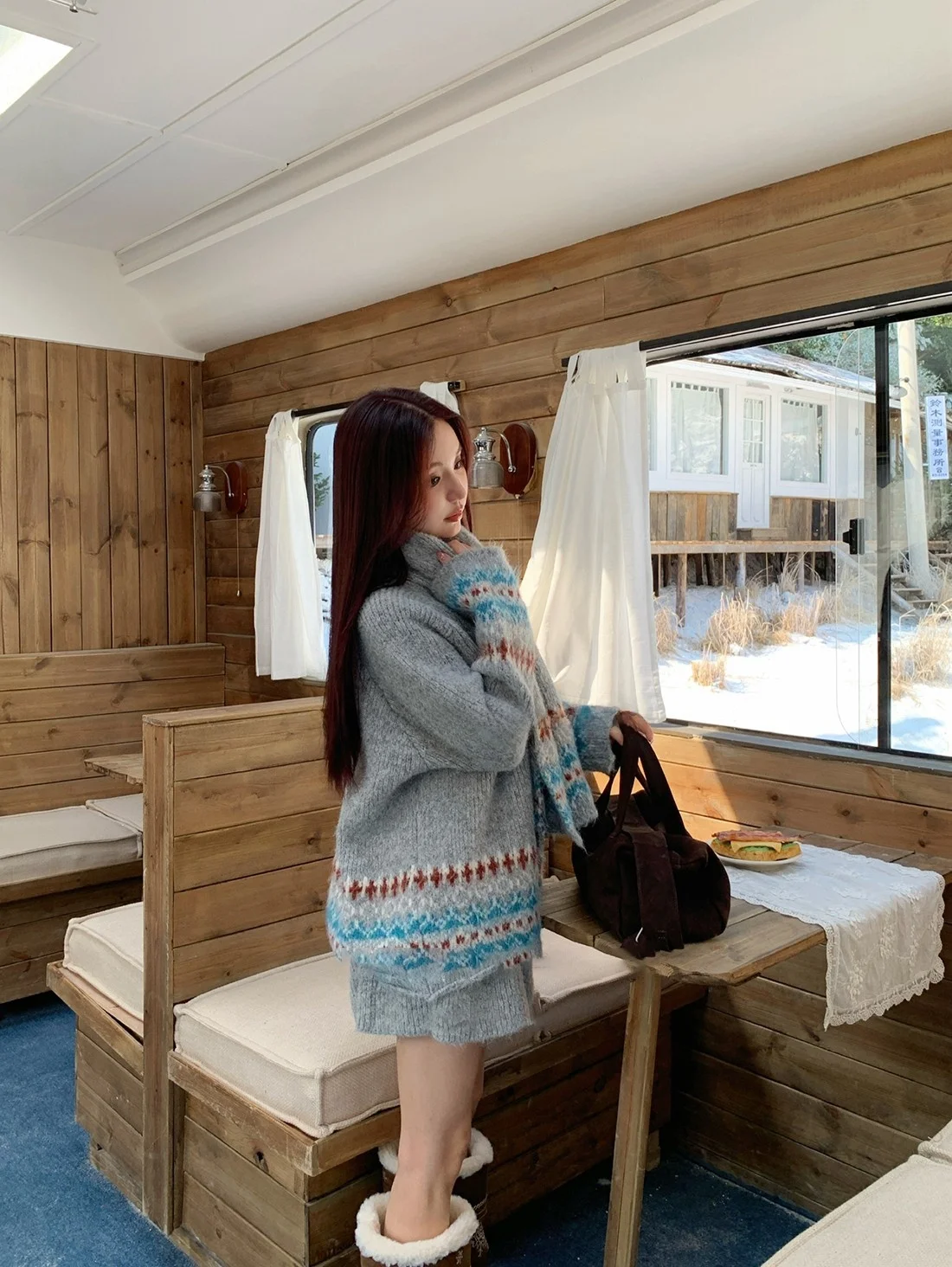 

Комплект Lu Life: уютный вязаный пушистый свитер, зимняя длинная юбка и шарф, утолщенный, с длинными рукавами, в полоску