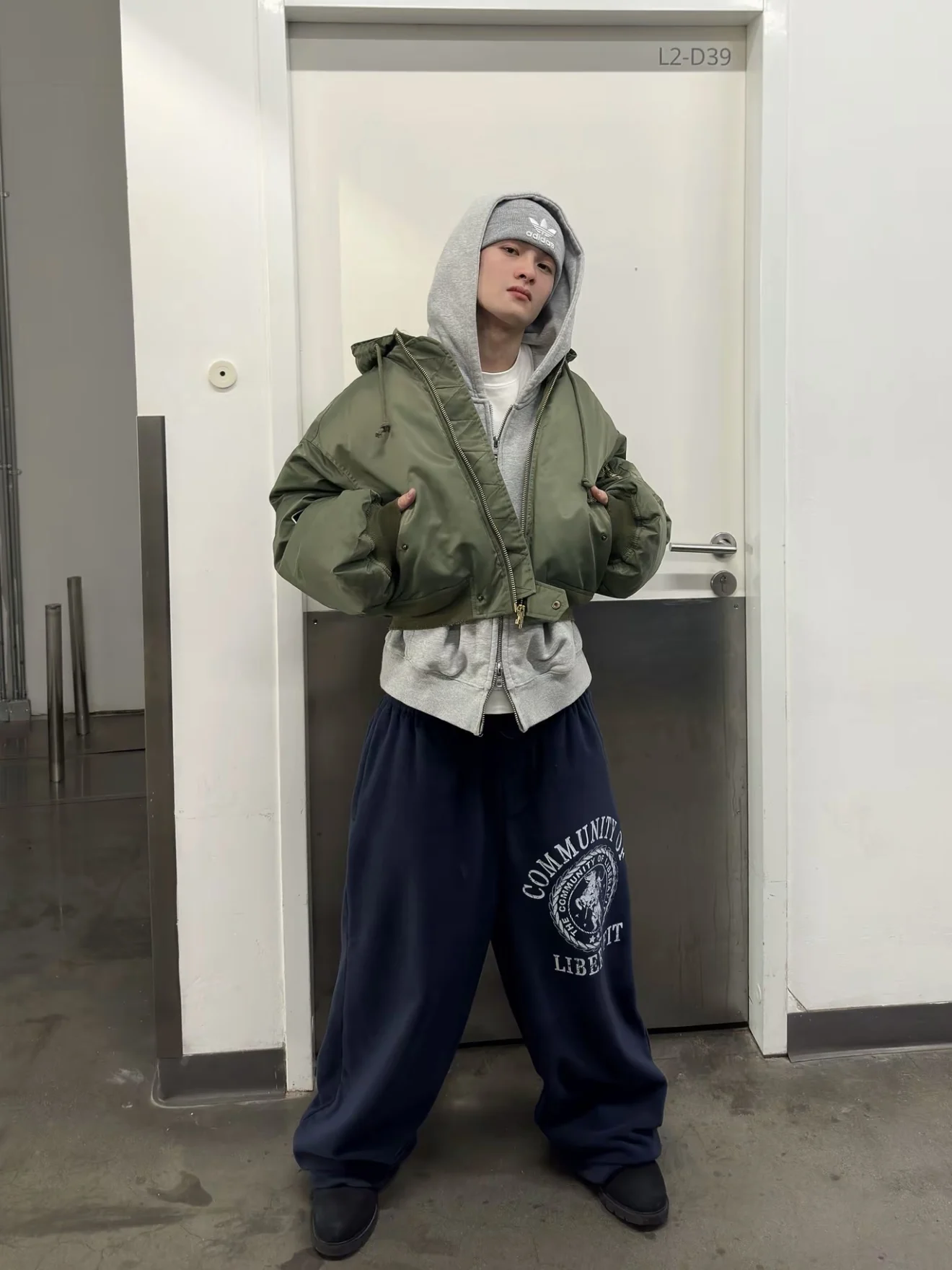 

Американские уличные брюки-джоггеры с принтом Bae, повседневные, для поездок на работу, с завязками, универсальные, широкие, в стиле Cleanfit