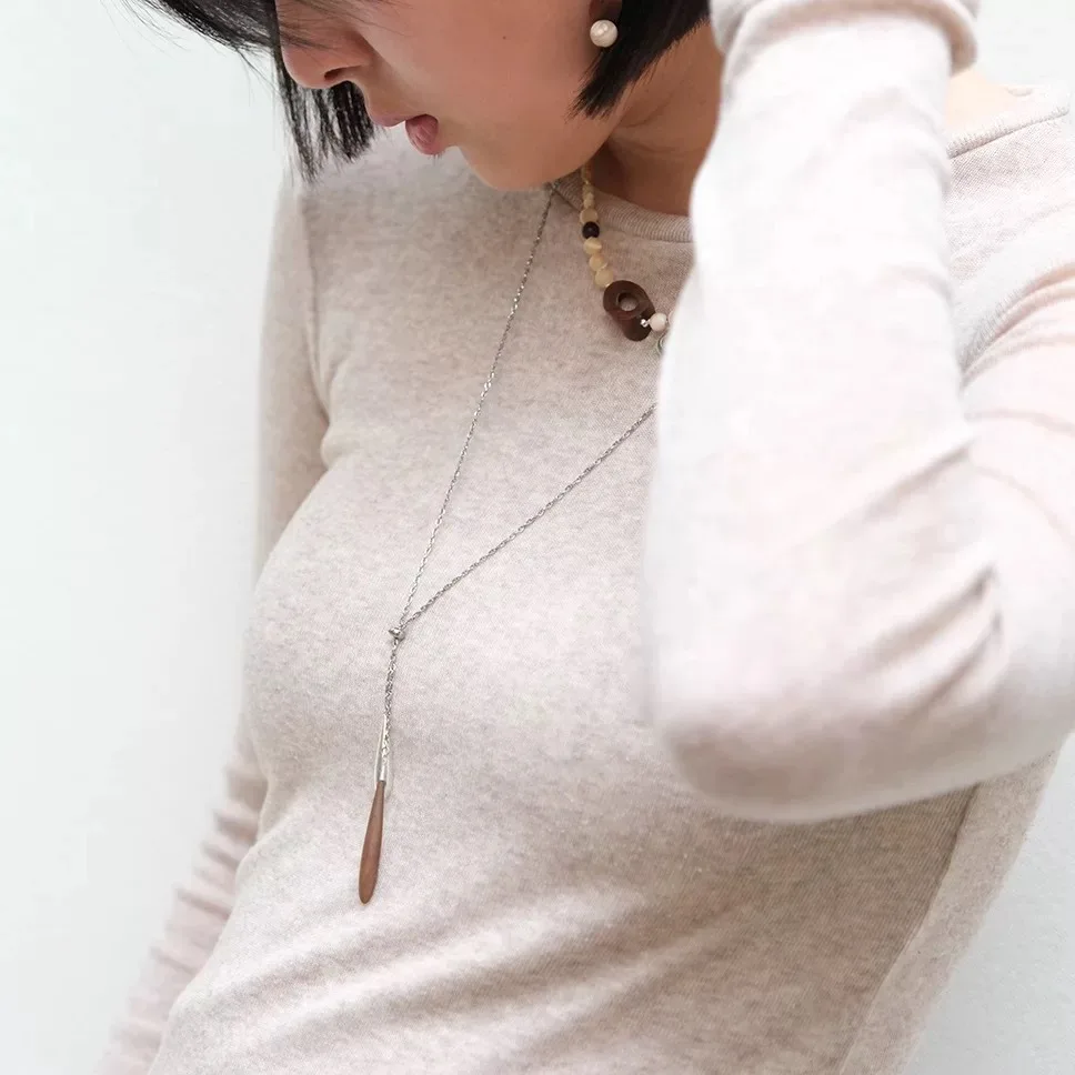 

Withered Double droplet pendant necklace for women's autumn and winter temperament, adjustable sweater chain