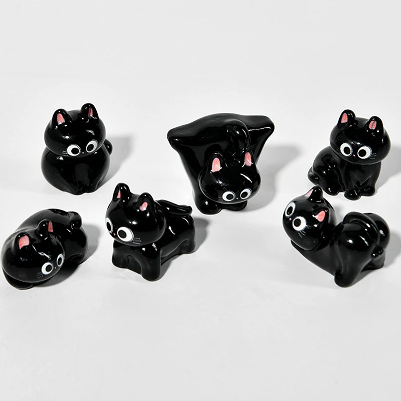 

Miniature Cartoon Cat Micro Landscape Resin Ornaments For Home Decorations Cute Kitten Desktop Room Decoration New Figurine