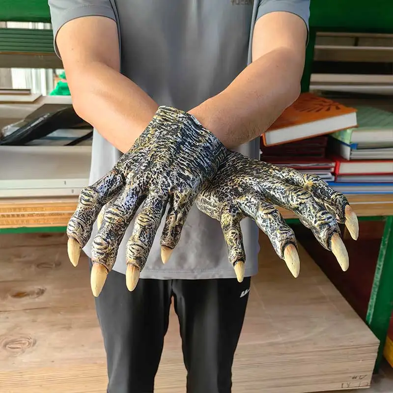Gants Griffes de Loup-Garou en Latex – photo 1