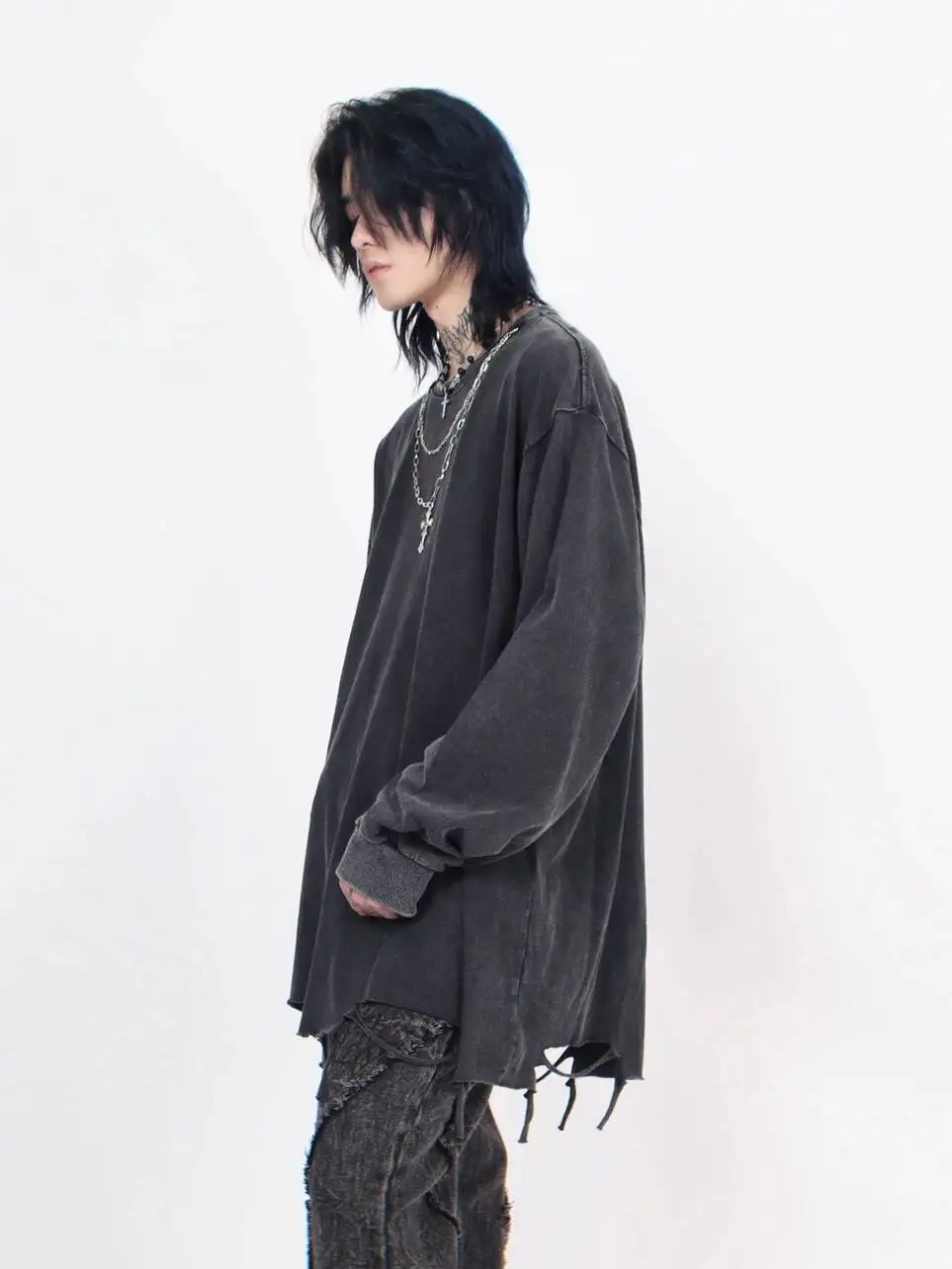 Man T-shirt 2026 New Men Vintage Washed Distressed Hem Long Sleeve Basic Tee Autumn Versatile Loose