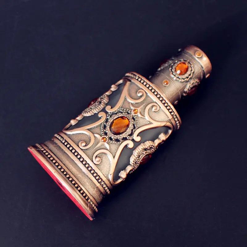 40ml Vintage Metal Perfume Bottles Empty Glass Spray Bottle Middle East Style Wedding Gift Decoration