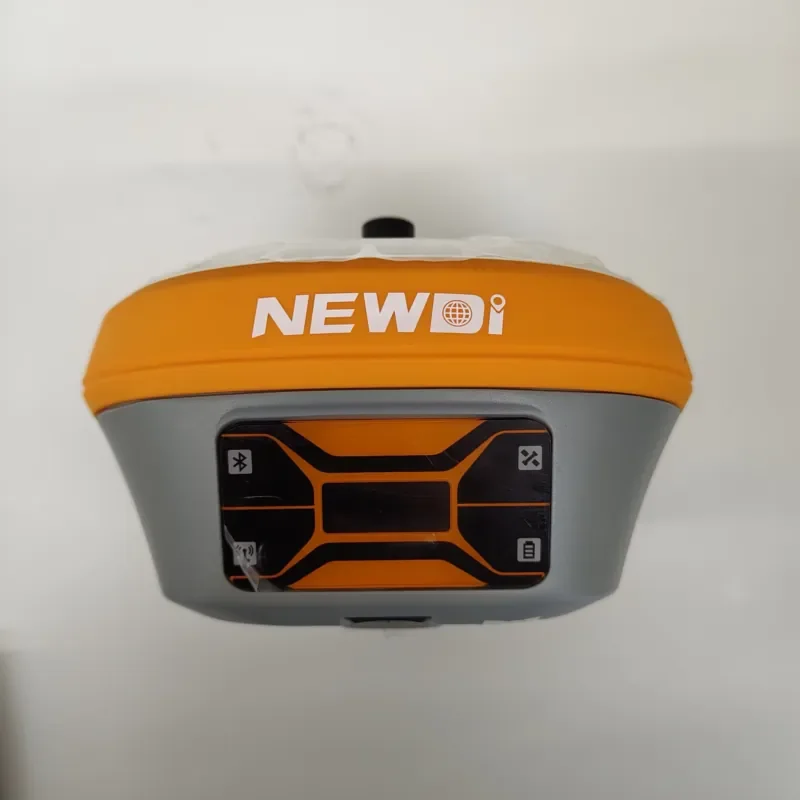 Professional Base Station NEWDI M2 GNSS RTK Differential 5 Watt Radio Provide Agriculture Tractor Autopilot Signal