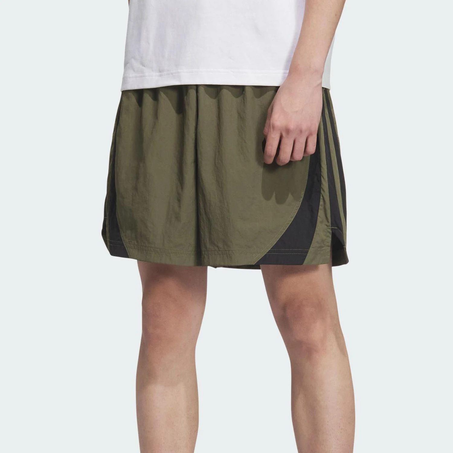 adidas-originals-ke5909-shorts-de-basket-amples-pour-hommes-femmes-ete-2025