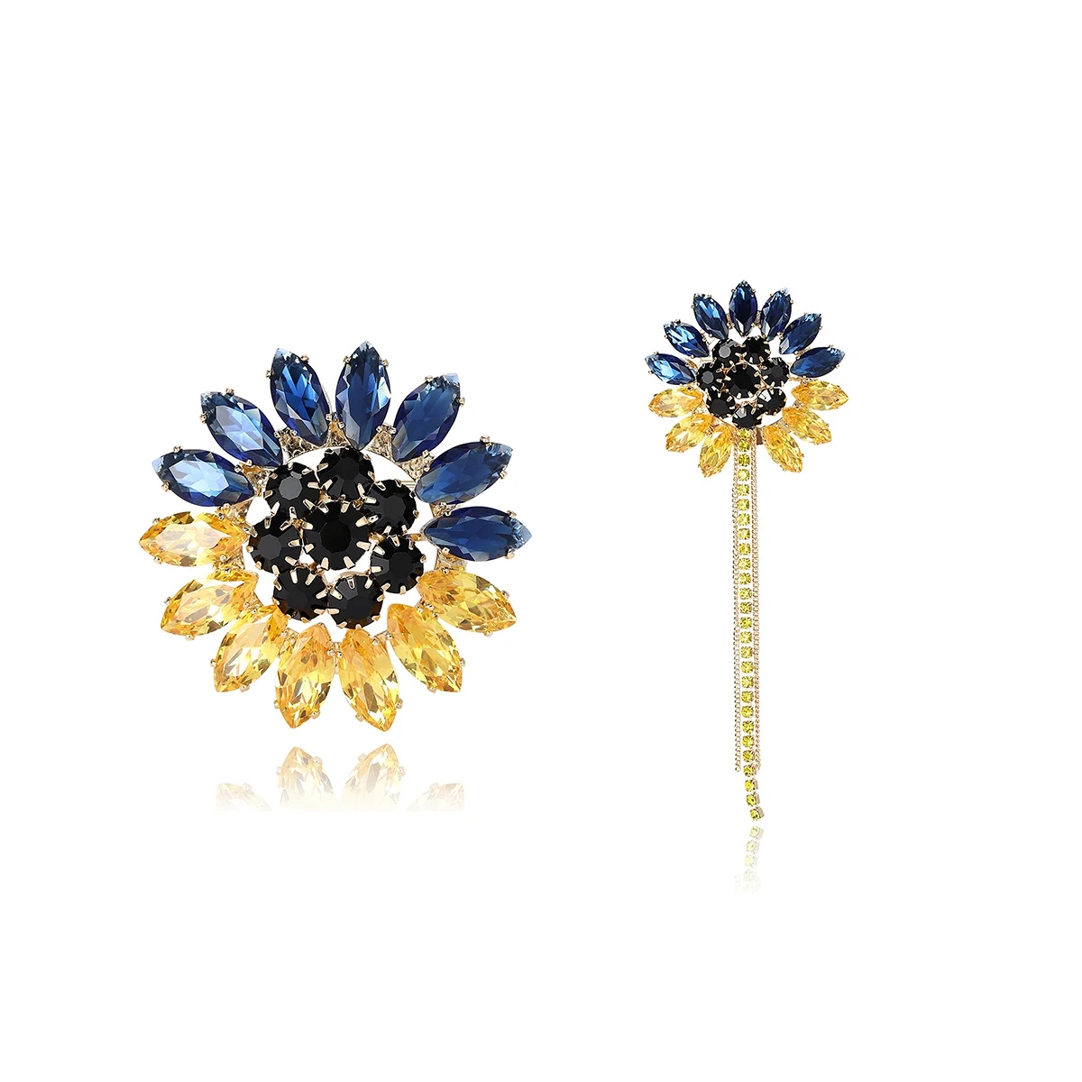 Shining Rhinestone Sunflower Brooches for Women Unisex Ukrainian Flower Pins 2 Styles Available Office Party Accessories Gifts