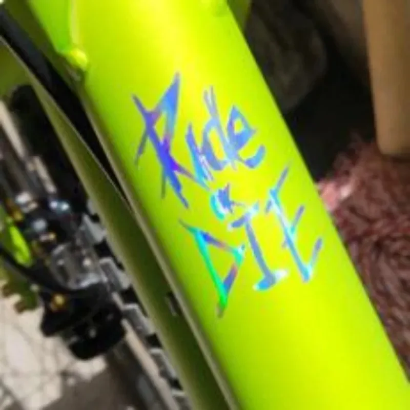 Adesivo per telaio bici MTB Ride or Die Adesivo per tubo superiore Decalcomanie per biciclette Adesivi per telaio decorativo Adesivi per bici Decalcomania per bici