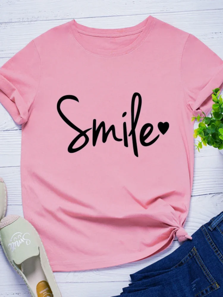 Camiseta con estampado de sonrisa y corazón para Mujer, blusa holgada de manga corta con cuello redondo, ropa para Mujer