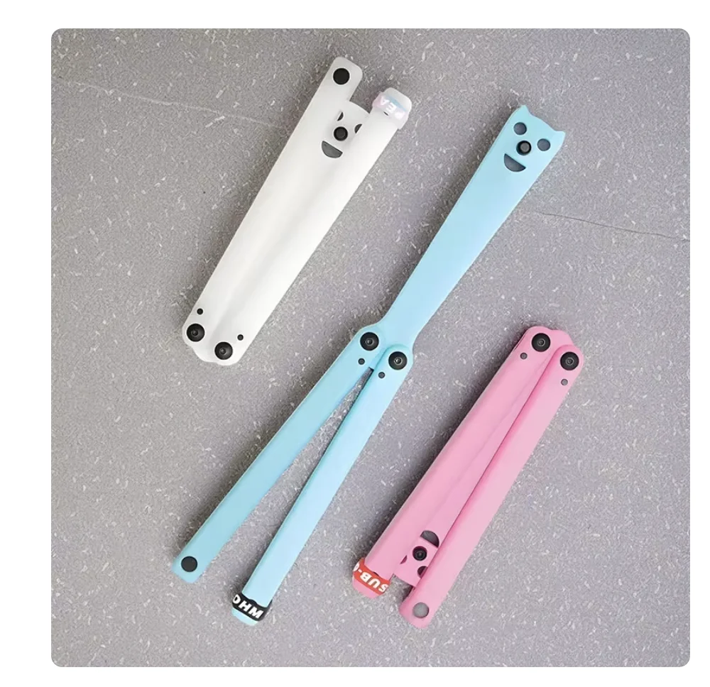 Apocalypse Squid Plastic Squid Trainer EDC Clone