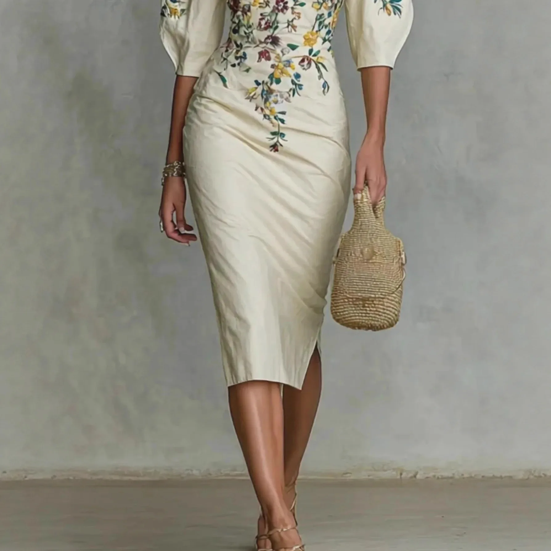 ملابس نسائية ربيعية أنيقة موديل 2025 مطبوعة بالزهور فساتين حفلات ضيقة مثيرة برقبة مائلة وفتحة مجوفة فستان نسائي غير رسمي بنصف كم #3