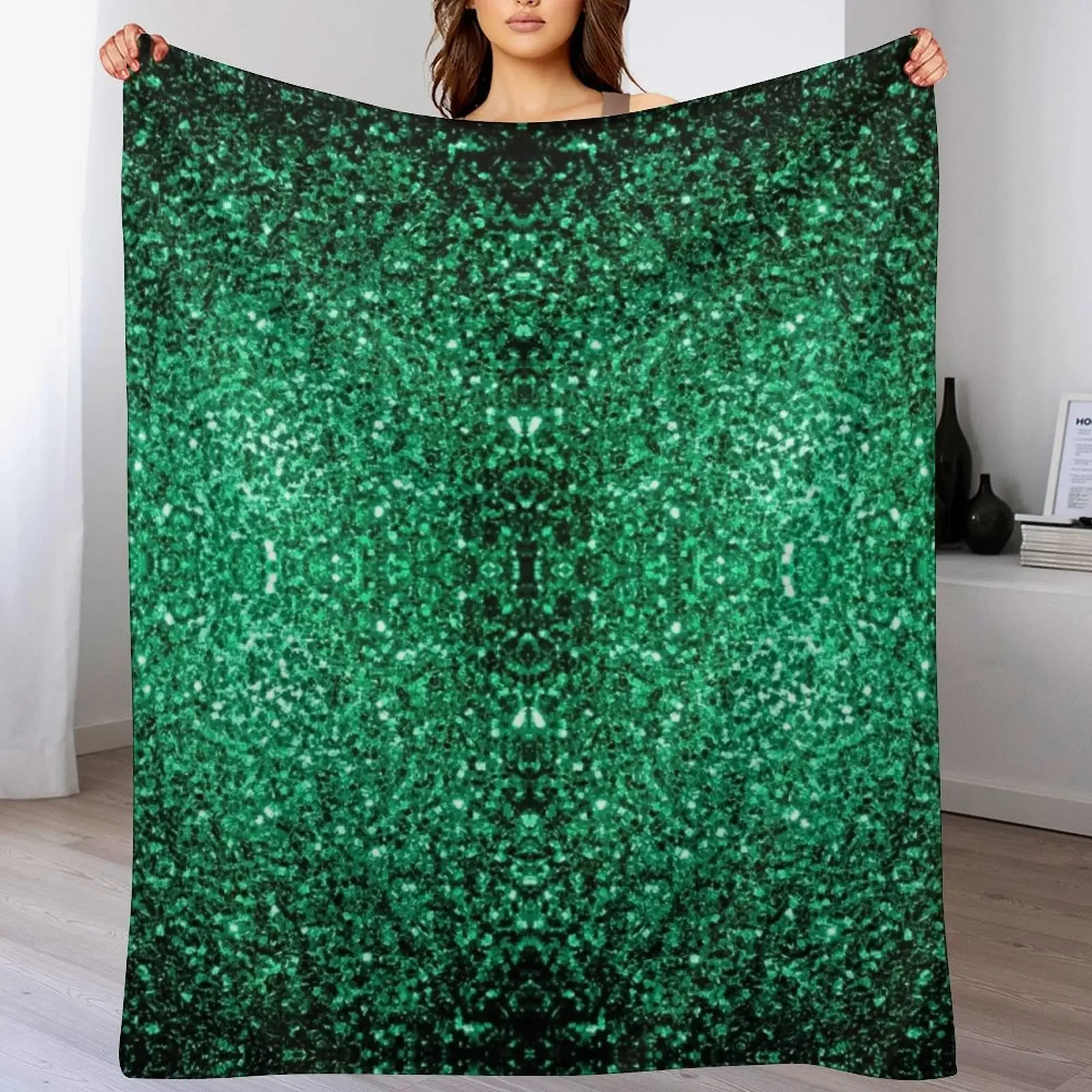 

Emerald Green faux glitter sparkles (Photo of Glitter - Not Reflective) Throw Blanket Sleeping Bag sofa bed Beach Blankets