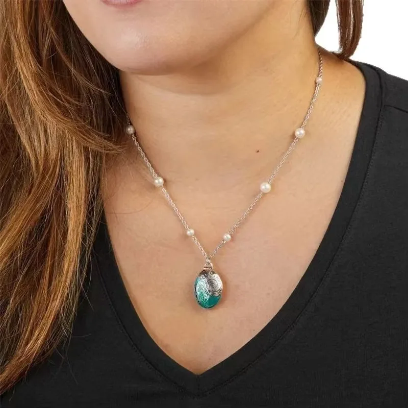 

Moana's Starfish Enamel Necklace - Disney Oceania Openable Clasp Anime Jewelry Gift for Fans