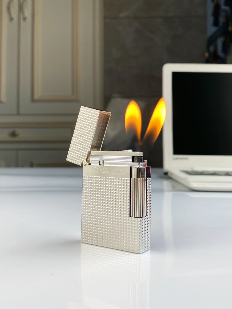 

Vintage Style Windproof Gas Lighter for Cigarettes with Bright Sound Brass Shell Men's Gift New Arrivals