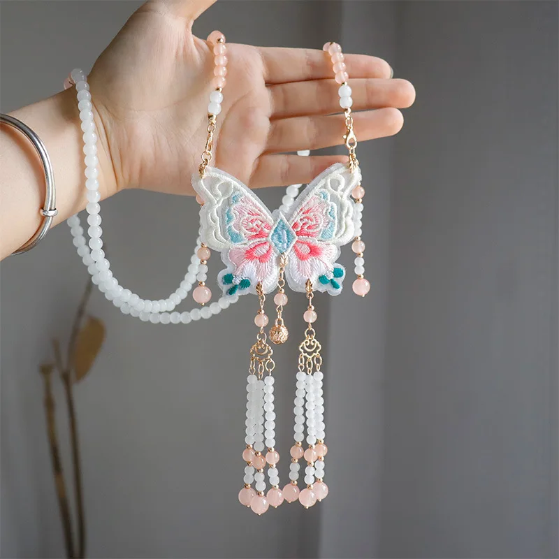 Elegant Chinese Style Embroidered Butterfly Pendant Necklace Hanfu Soft Yingluo Beaded Tassel Necklace Vintage New Chinese Horse