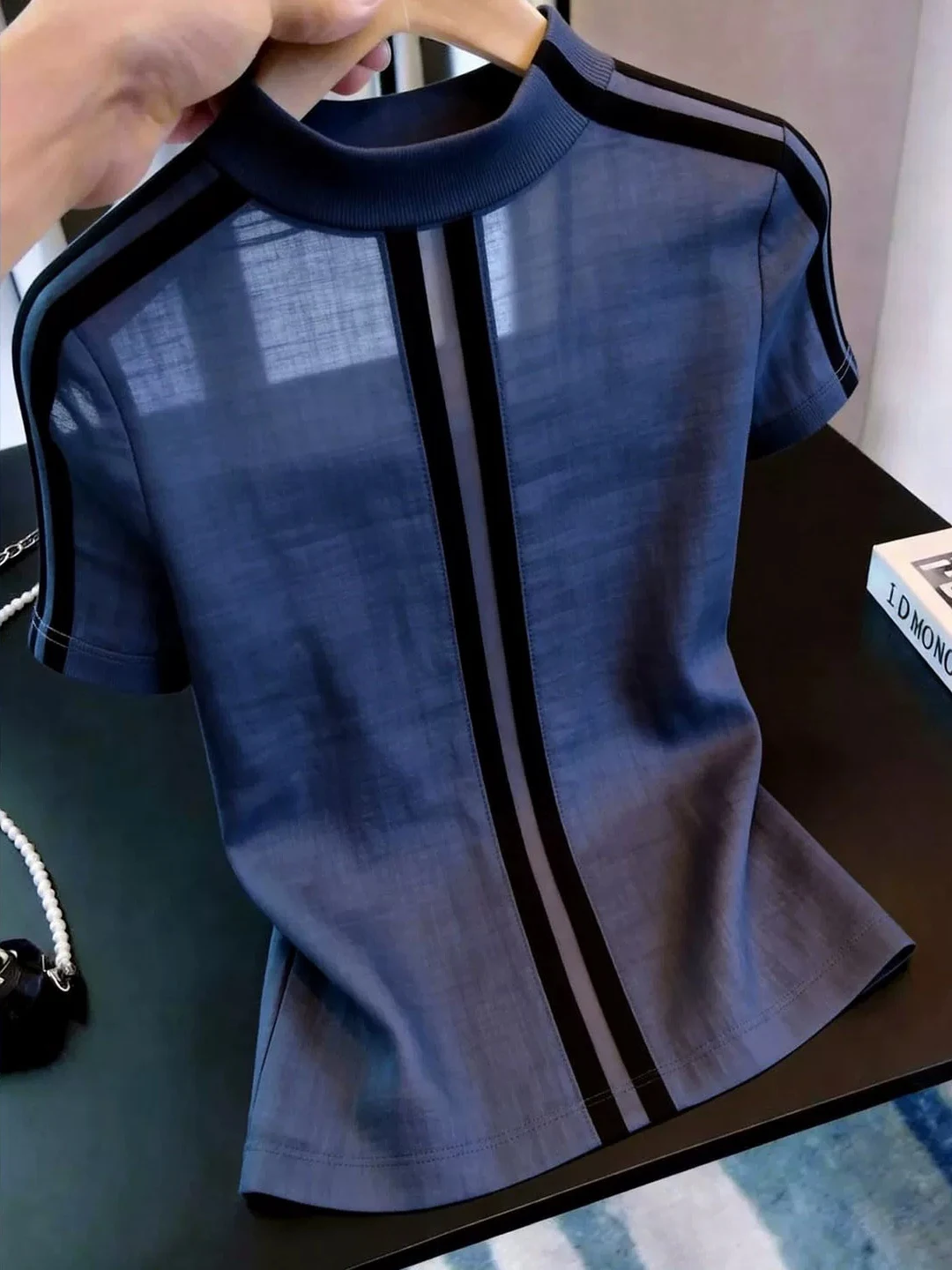 

Slimming Short Sleeve Fashionable Color Block Commute Top Women's Stylish Design Base Shirt Korean Style Straight Cut Silk