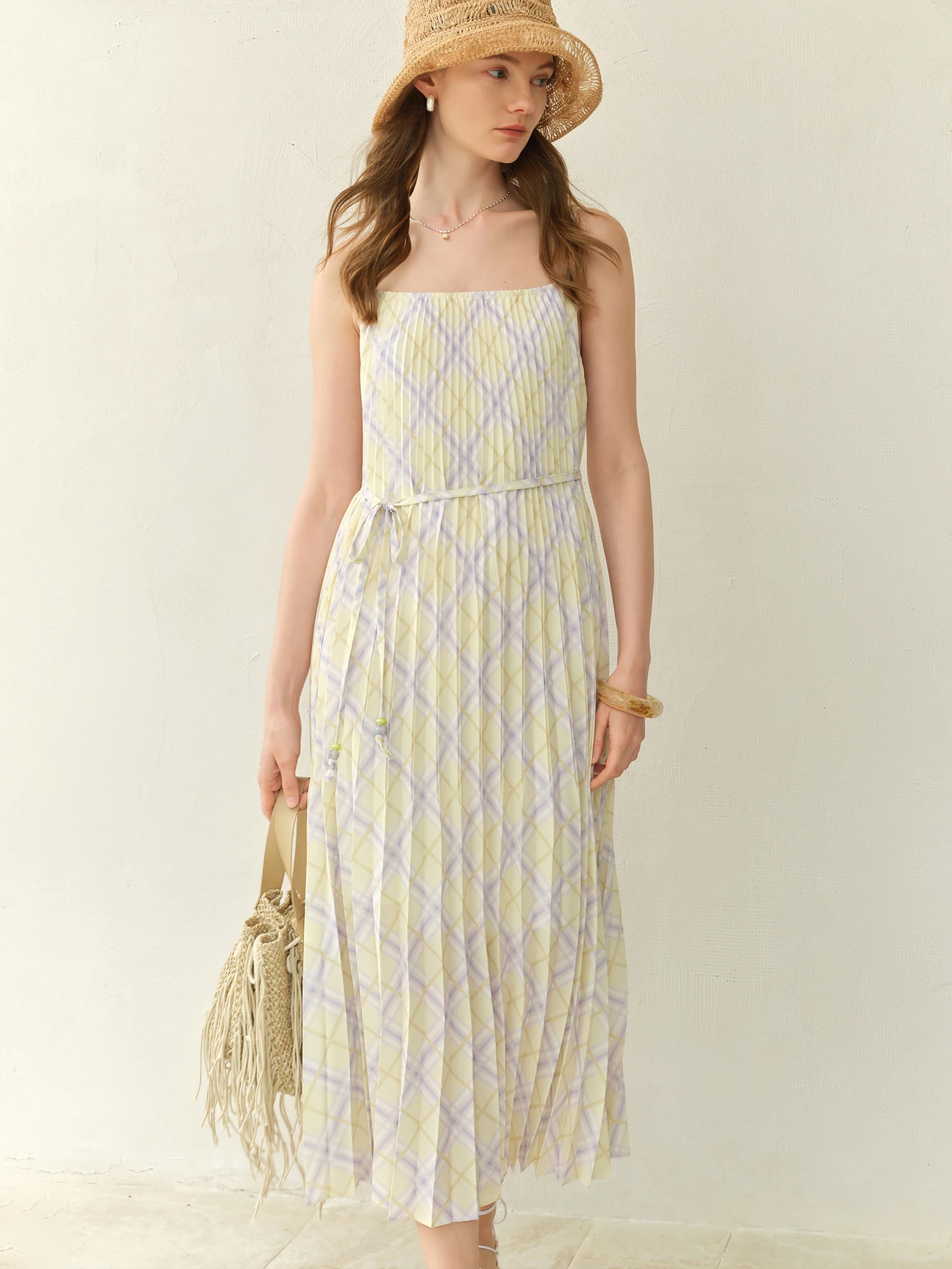 DUSHU 2025 New Arrival Plus-size Rhombus Check Strap Dress for Women - Beach Resort Style, Perfect for Curvy Girls 25DS82406
