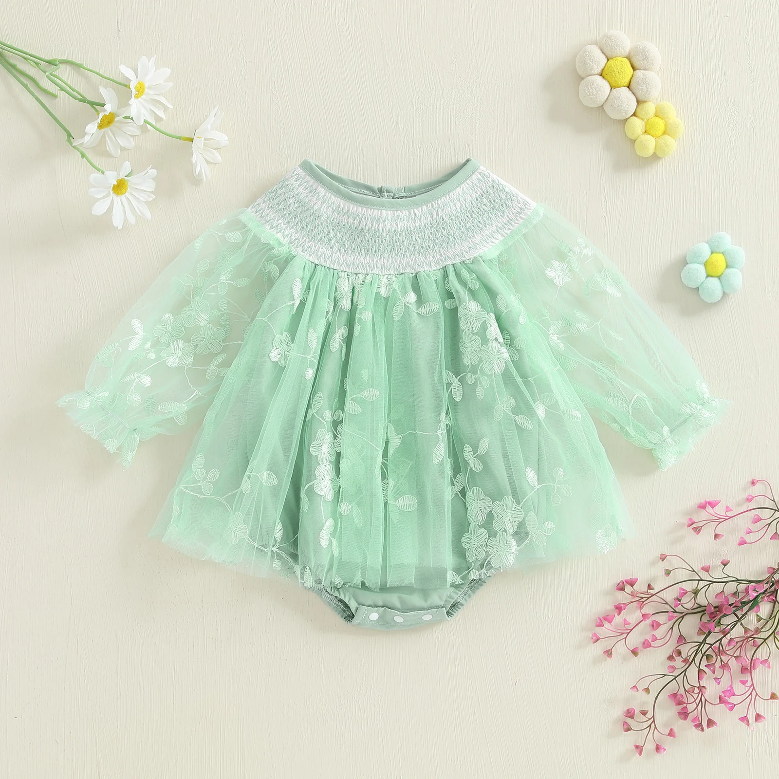 

VISgogo 0-18 Months Baby Girl Smocked Romper Cute Long Sleeve Floral Embroidery Bodysuit Newborn Tulle Dress