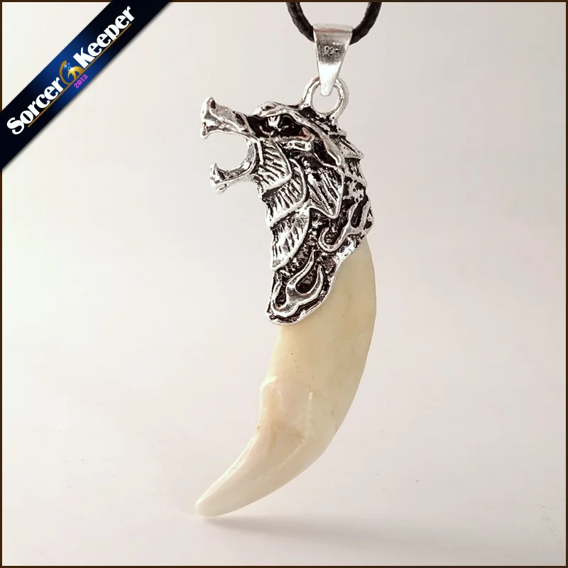 Men Antique SilverColor Tribal Stark Wolf Fang Tooth Pendant Necklace Vintage Real Natural Tooth Alloy Pendant Jewelry LY915