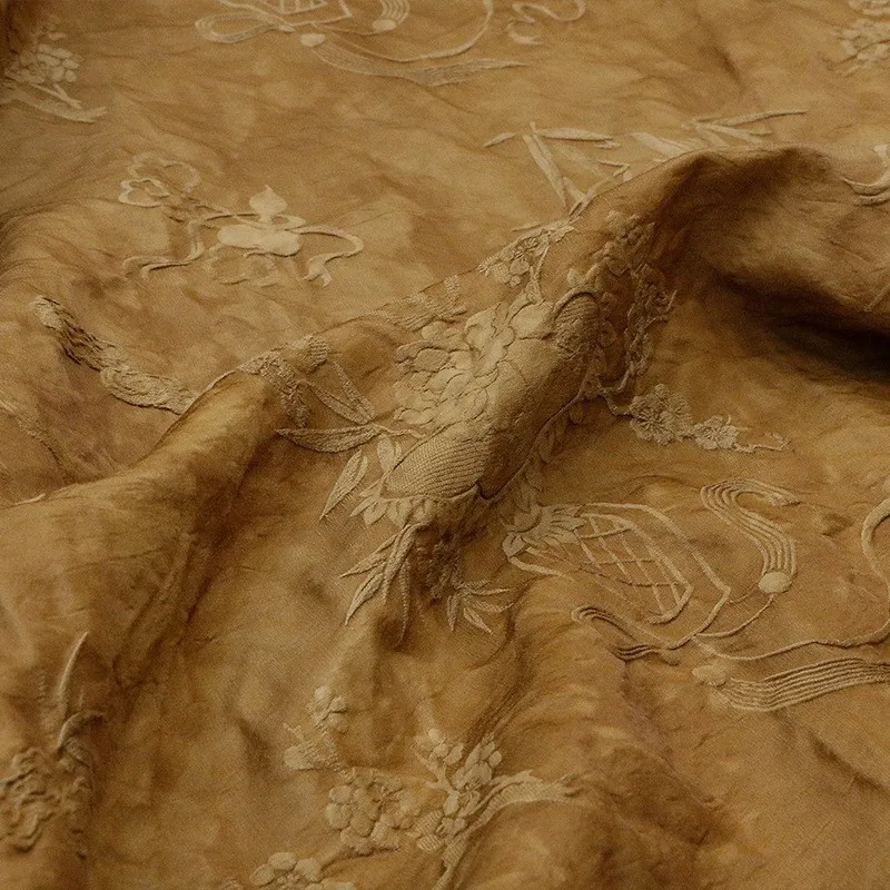 Seda e lã jacquard chá preto tecido tingido de plantas para roupas ocidentais agasalhos roupões