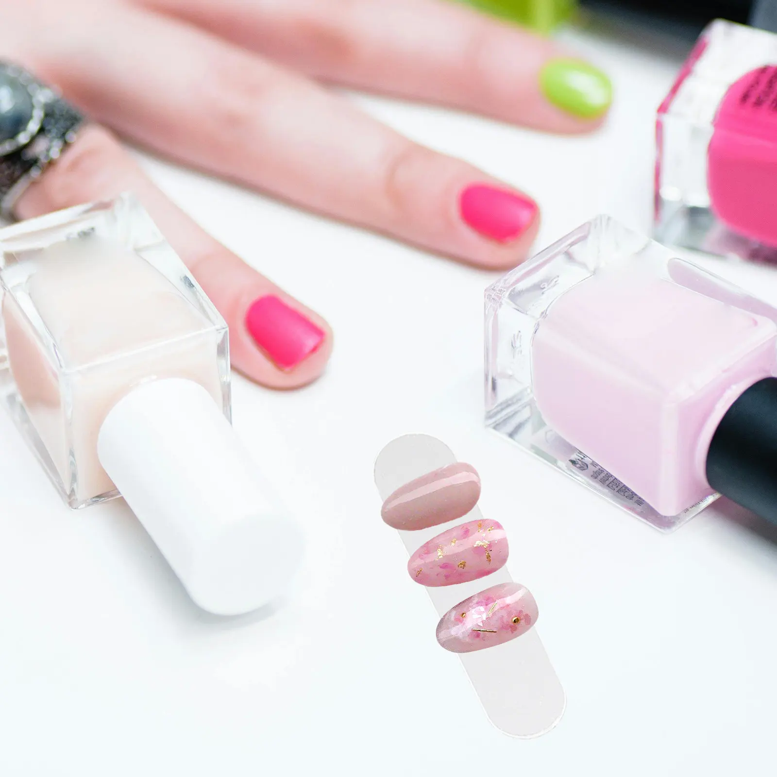 

50Pcs Transparent Acrylic Oval Nail Art Display Strip Realistic Shape for Press on Nails Salon Use Nail Practice Stand Organizer