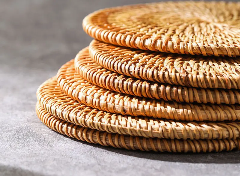 Herbstliches handgewebtes Rattan-Untersetzer-Set: Kreative runde Tassen- und Schalenunterlagen für Esszimmer und Tee – Isoliermatten aus Rattan – Detail 10