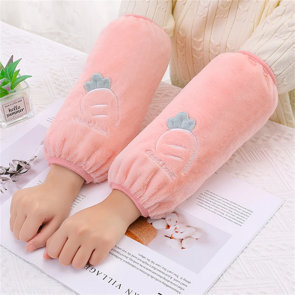 

Female cute cartoon embroidery work autumn and winter lengthened plush sleeve XT-7902