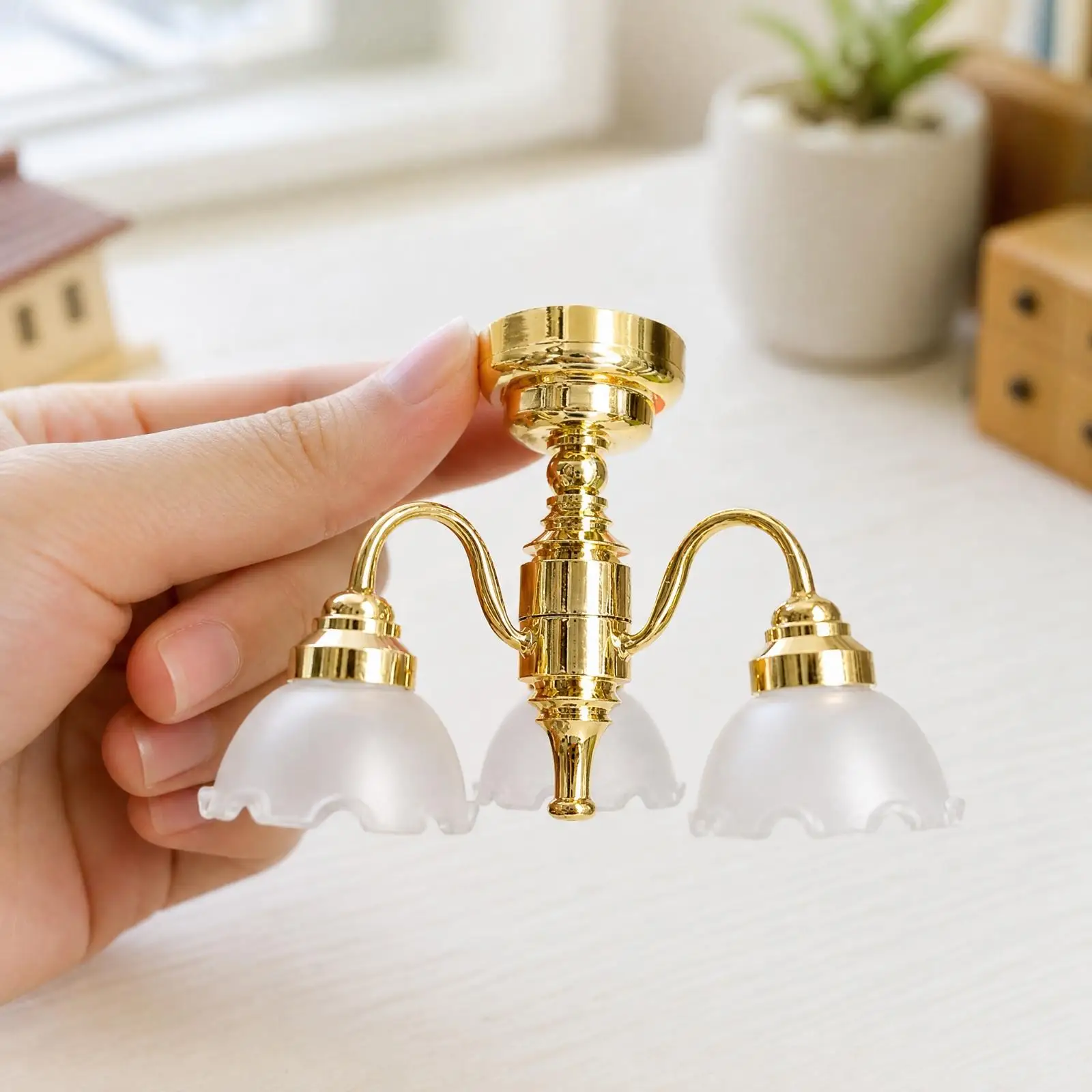 Alloy Dollhouse Light Illuminated Miniature Dollhouse Lighting Fixture Compact Miniature Interior Lamp for Collectible Display