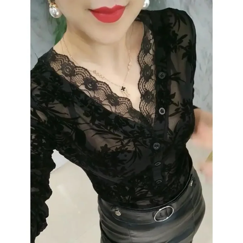 

Autumn and Winter Flocked Tops Designed to Be Slim-fitting Lace V-neck Bottoming Mesh Foreign High-end Hollow Tops for Women